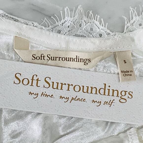 SOFT SURROUNDINGS Lilith Lace Top Small White Embroidery Lined Long Sleeve NWT - Picture 3 of 5